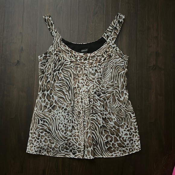 Spense Tops - 🚨4/$13🚨 Spense Blouse